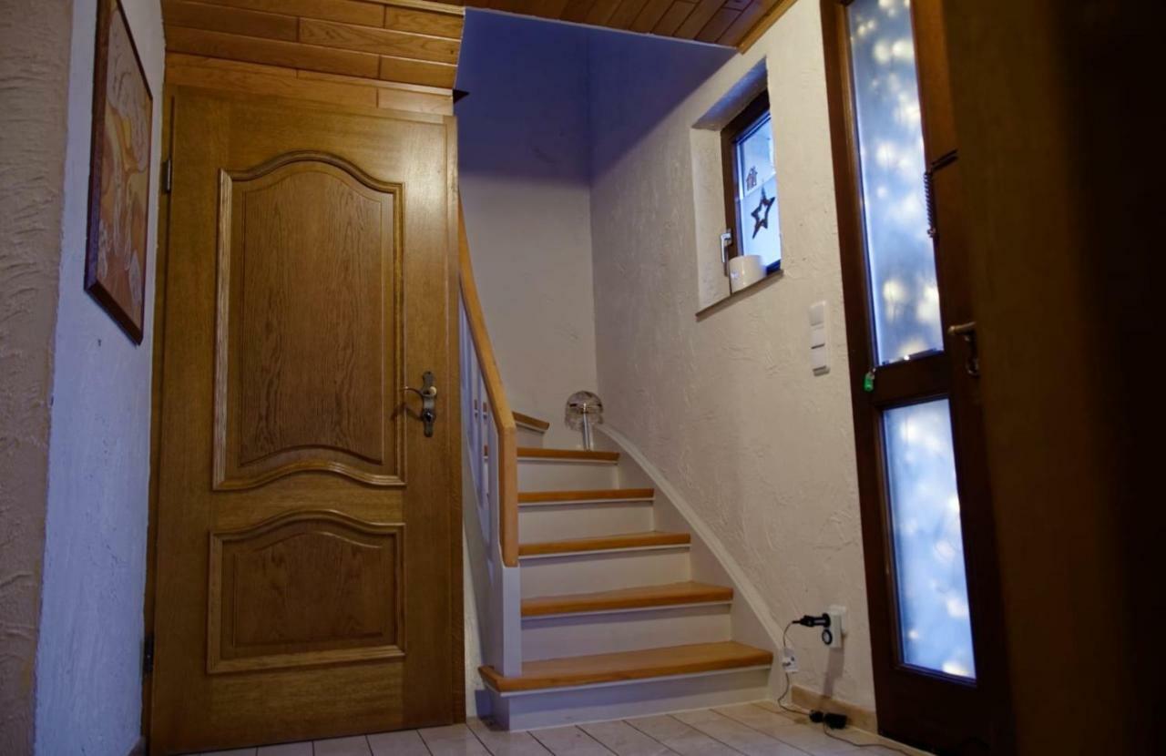 Ferienhaus Lara ไฮม์บาค ภายนอก รูปภาพ